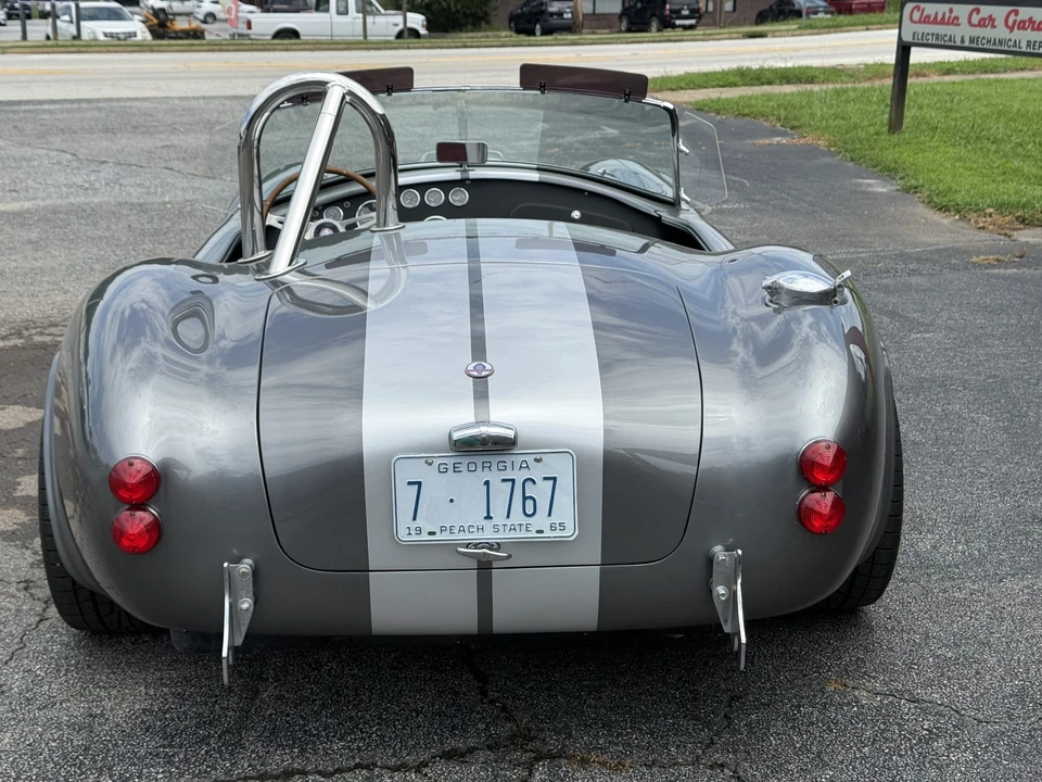 Factory Five Roadster - Image 15 of 31
