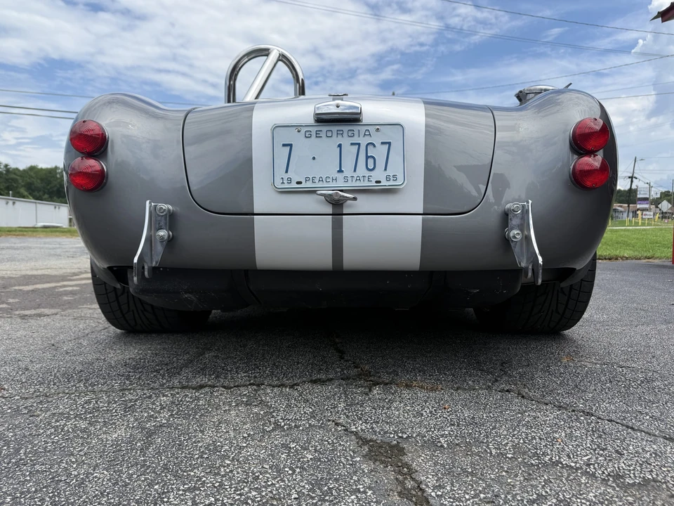 Factory Five Roadster - Image 14 of 31