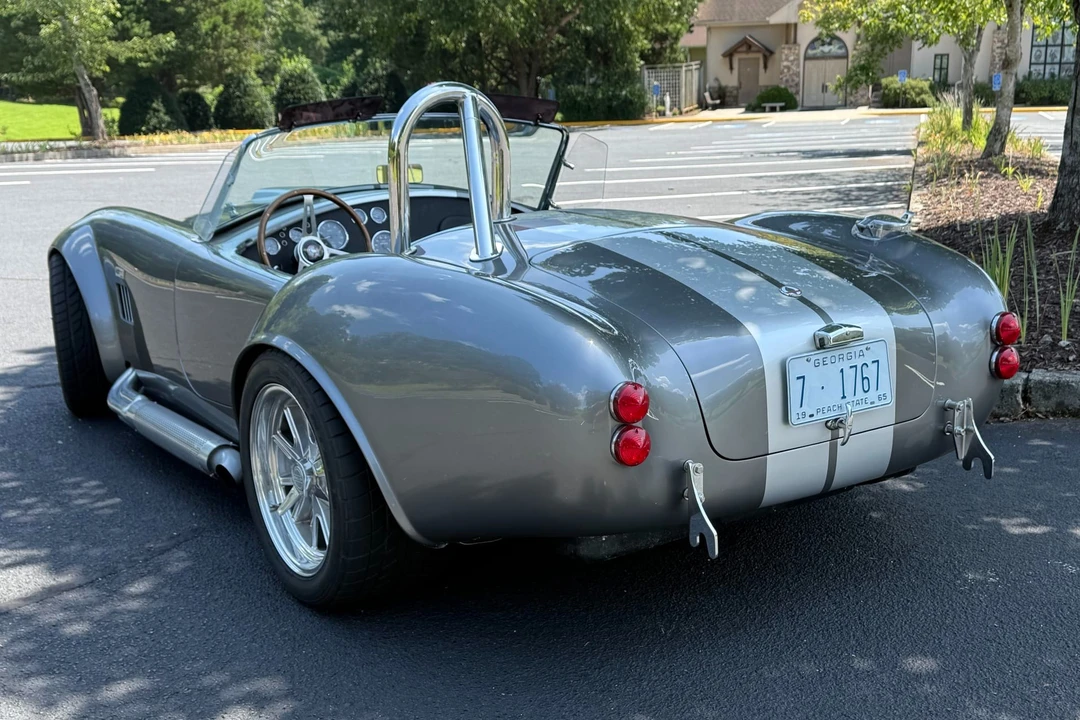 Factory Five Roadster - Image 10 of 31
