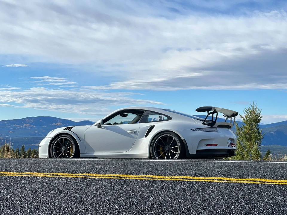 2016 Porsche 991 GT3 RS - Image 2 of 6