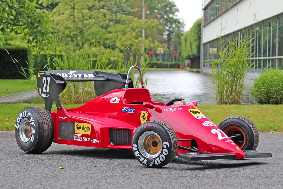 Ferrari Replica - Image 4 of 30