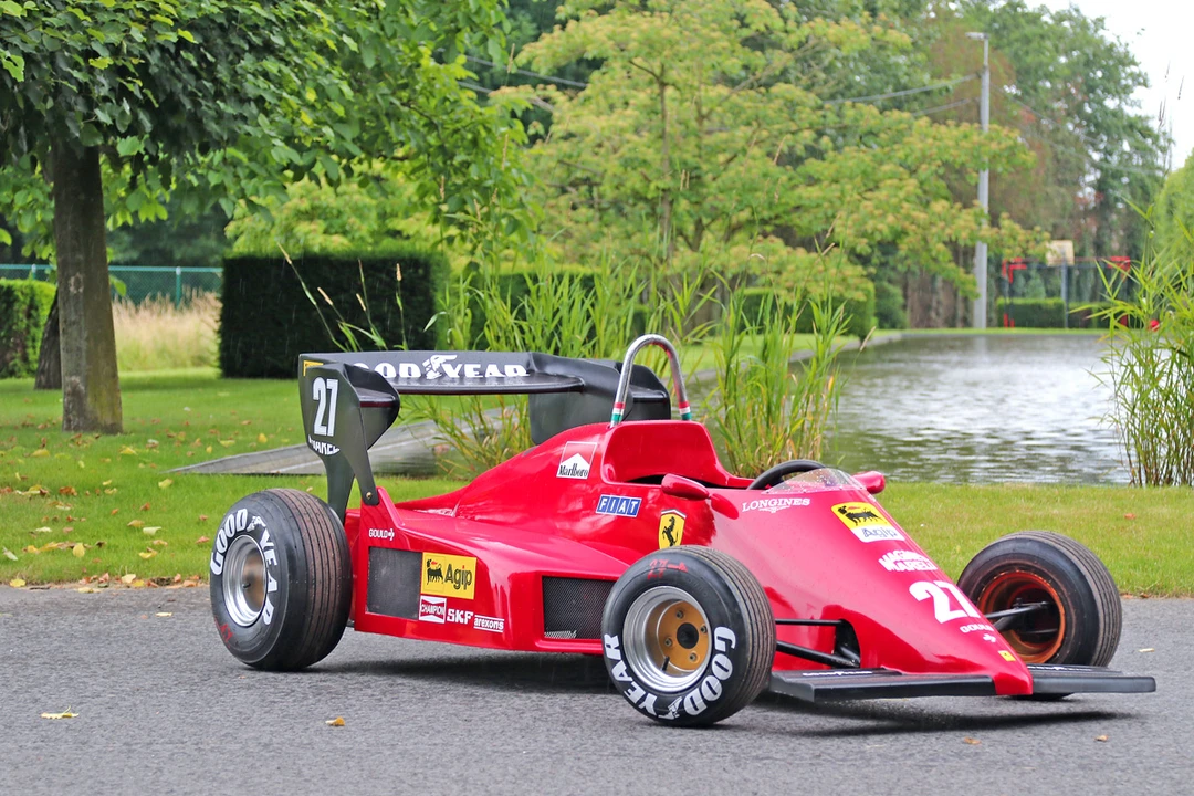 Ferrari Replica - Image 9 of 30