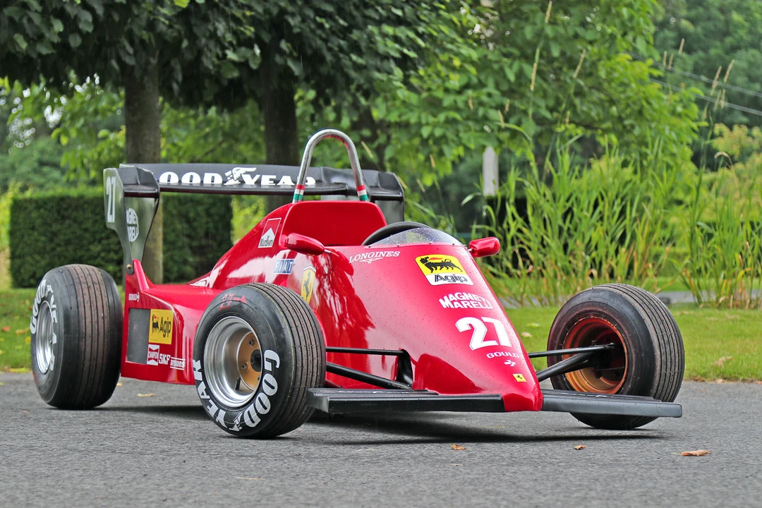 Ferrari Replica - Image 11 of 30