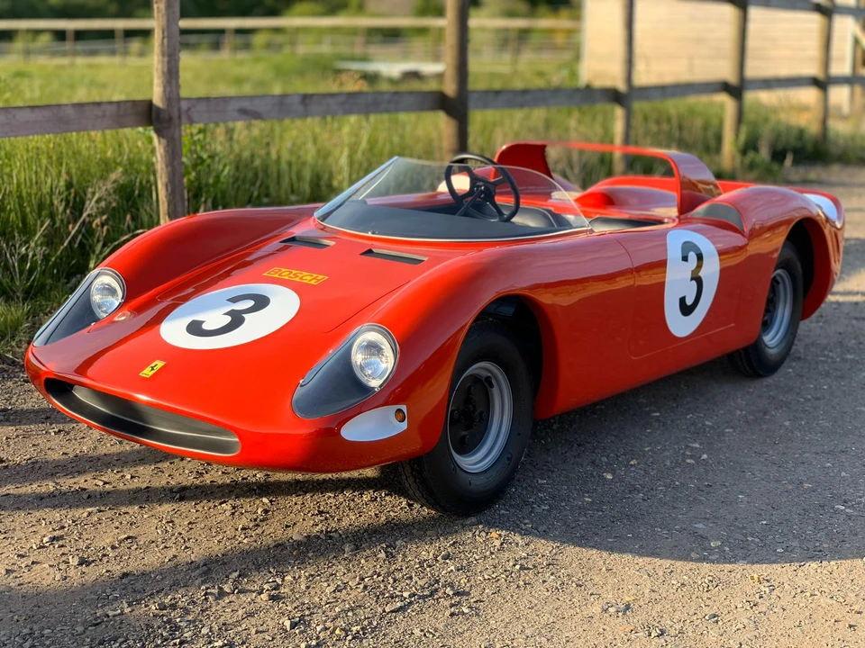 Ferrari Replica - Image 2 of 23