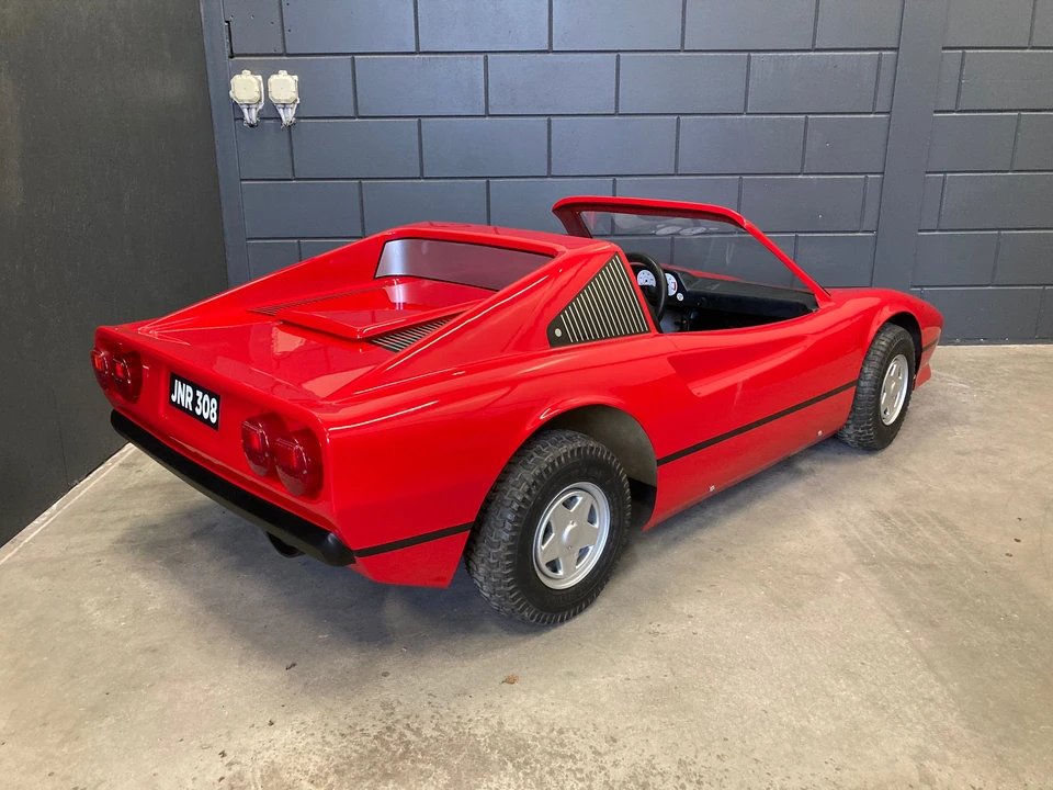 Ferrari Replica - Image 9 of 23