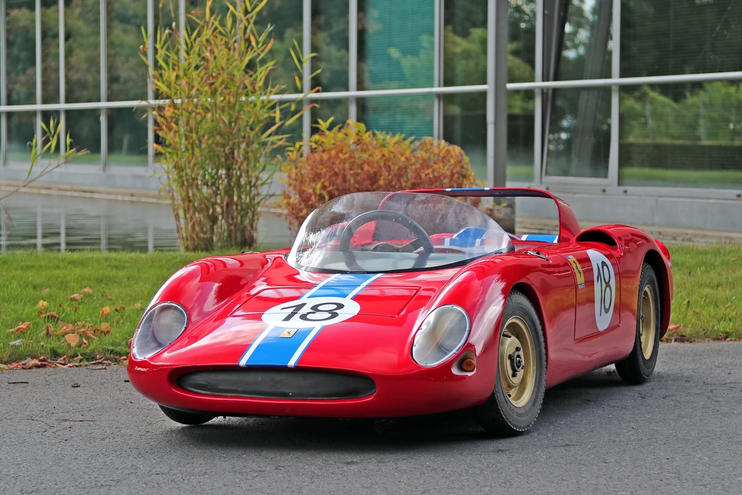 Ferrari Replica - Image 3 of 20
