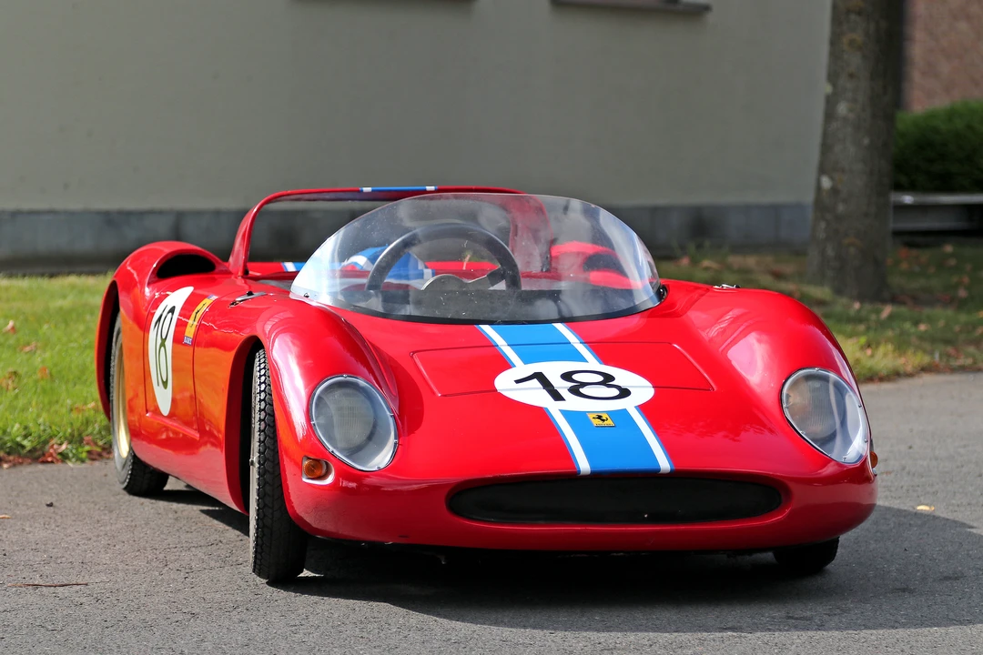 Ferrari Replica - Image 8 of 20
