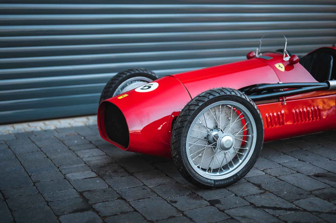 Ferrari Replica - Image 11 of 31