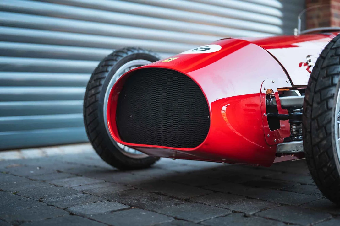 Ferrari Replica - Image 13 of 31