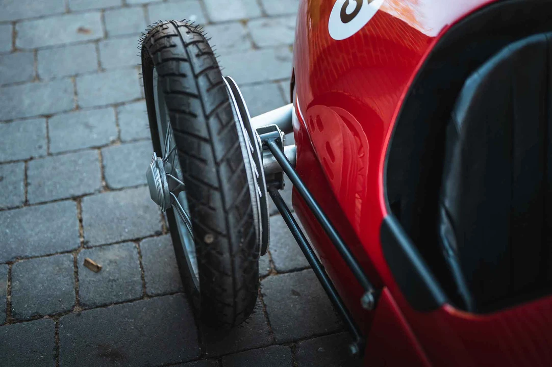 Ferrari Replica - Image 27 of 31