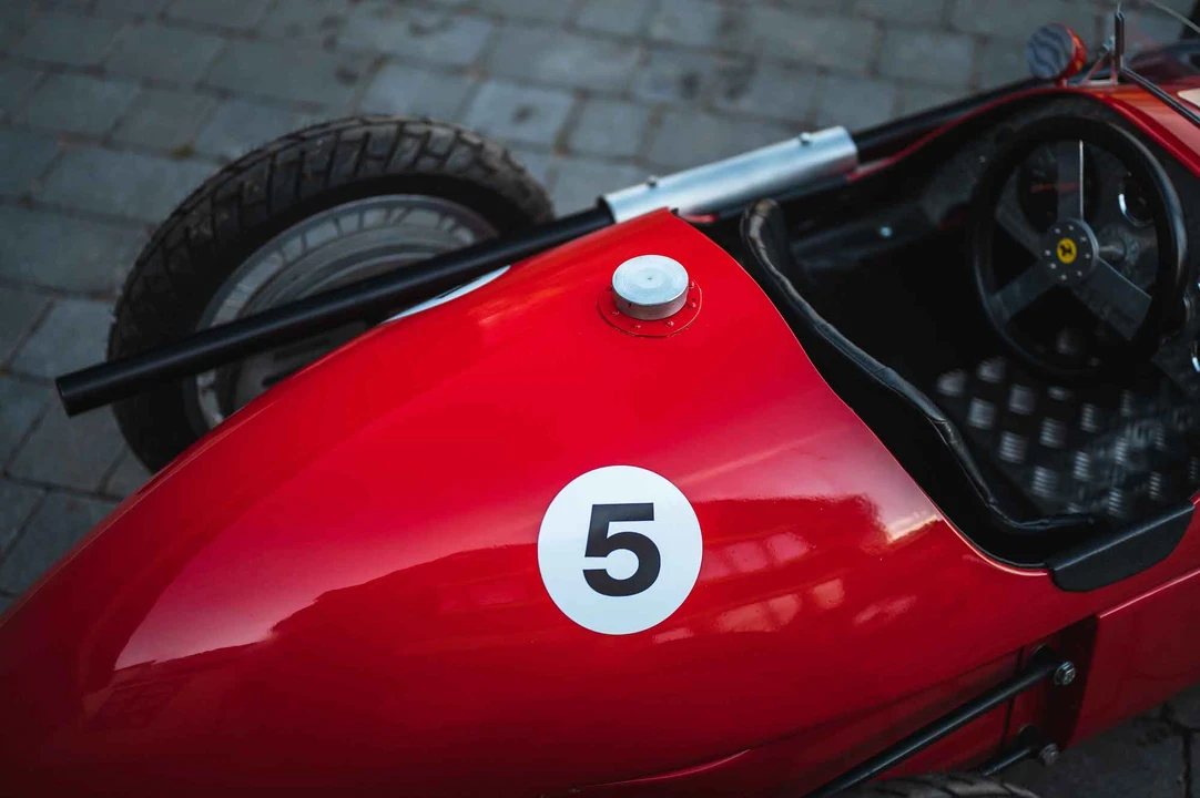 Ferrari Replica - Image 20 of 31