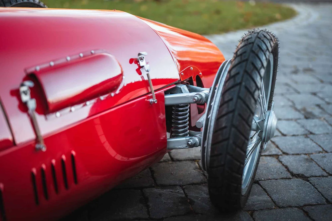 Ferrari Replica - Image 21 of 31