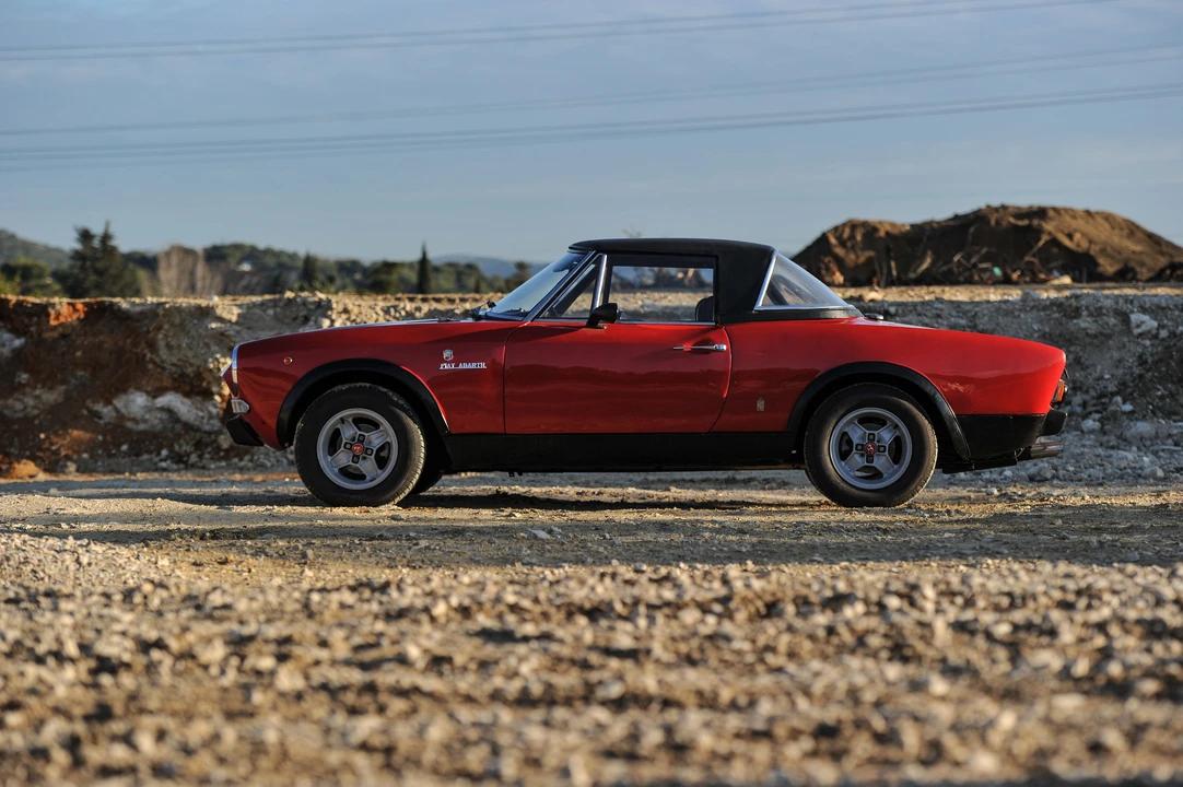 Fiat 124 Abarth Rally - Image 3 of 28