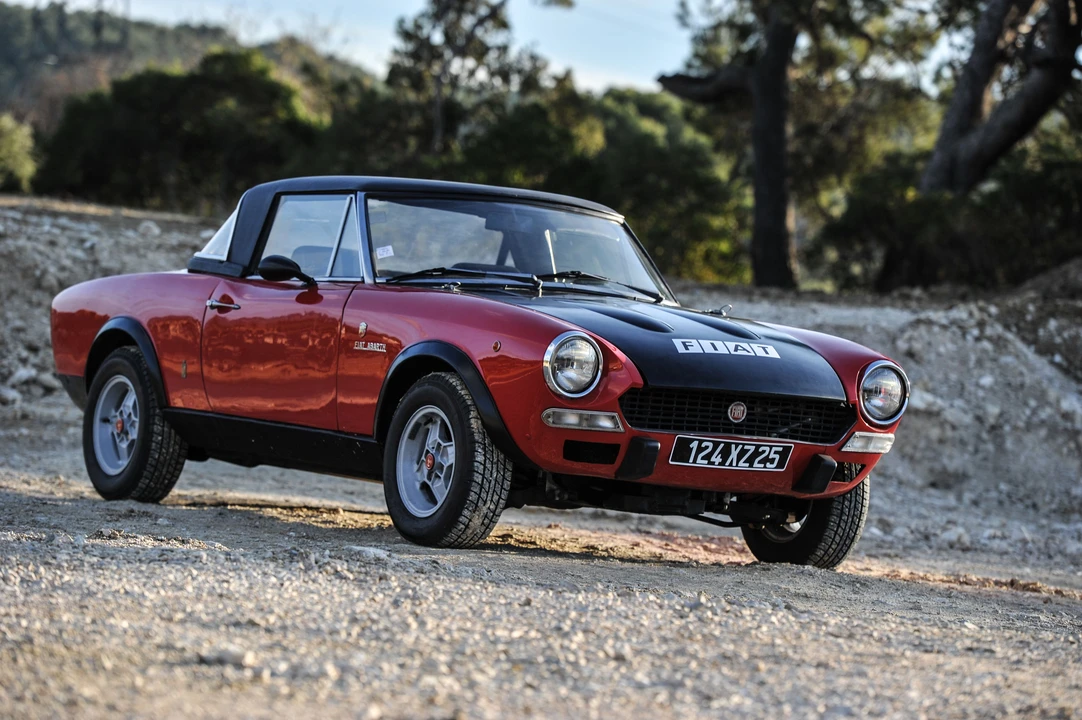 Fiat 124 Abarth Rally - Image 2 of 28