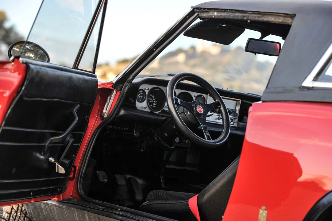 Fiat 124 Abarth Rally - Image 19 of 28