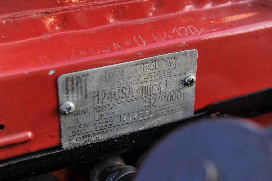 Fiat 124 Abarth Rally - Image 25 of 28