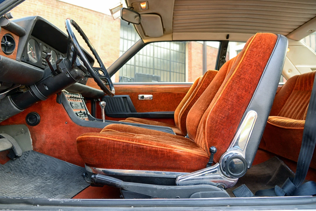 Fiat 130 - Image 5 of 11