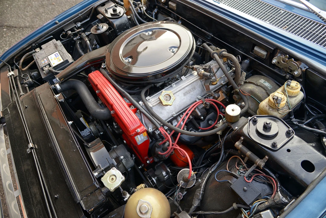 Fiat 130 - Image 7 of 11