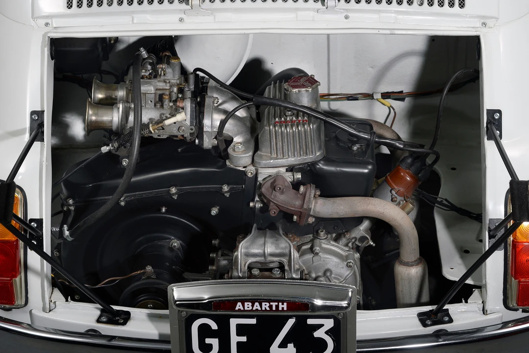 Abarth - Image 12 of 26