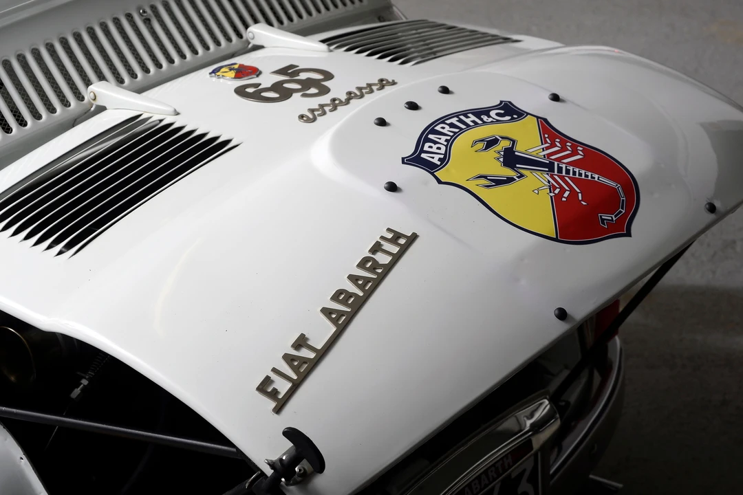 Abarth - Image 22 of 26