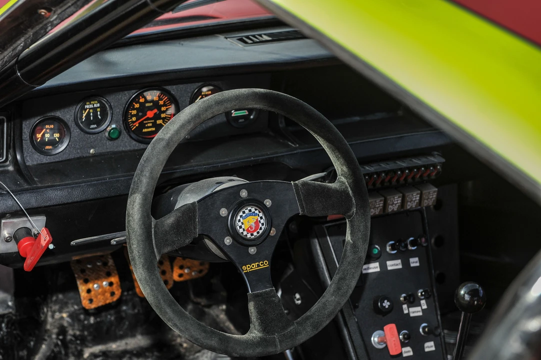 Fiat X1/9 - Image 24 of 31