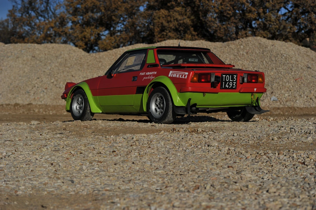Fiat X1/9 - Image 12 of 31