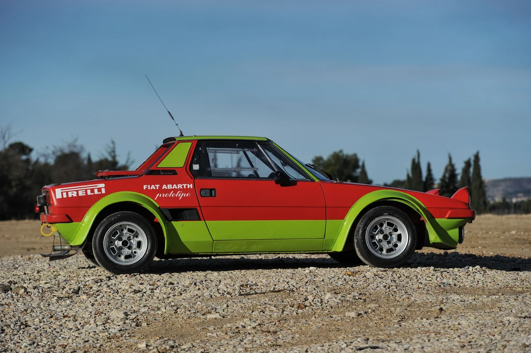 Fiat X1/9 - Image 4 of 31