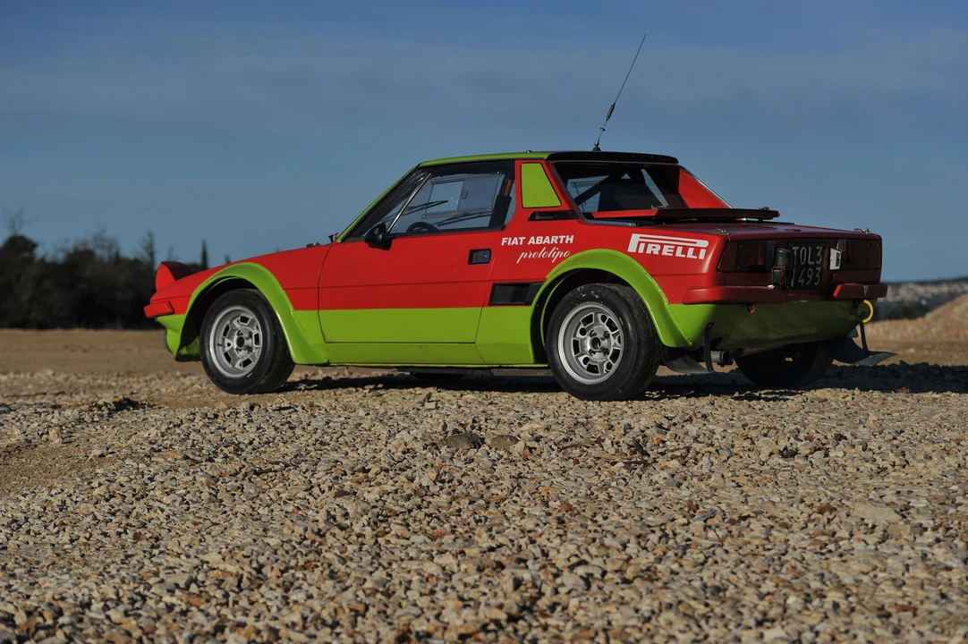 Fiat X1/9 - Image 15 of 31