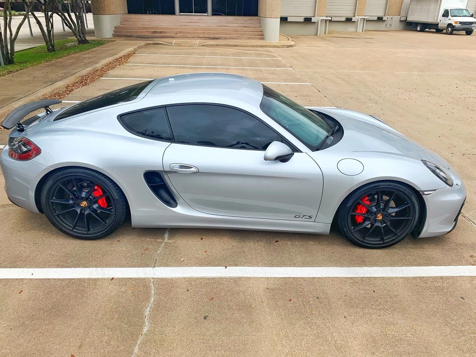 2016 Porsche 981 Cayman GTS - Image 6 of 16