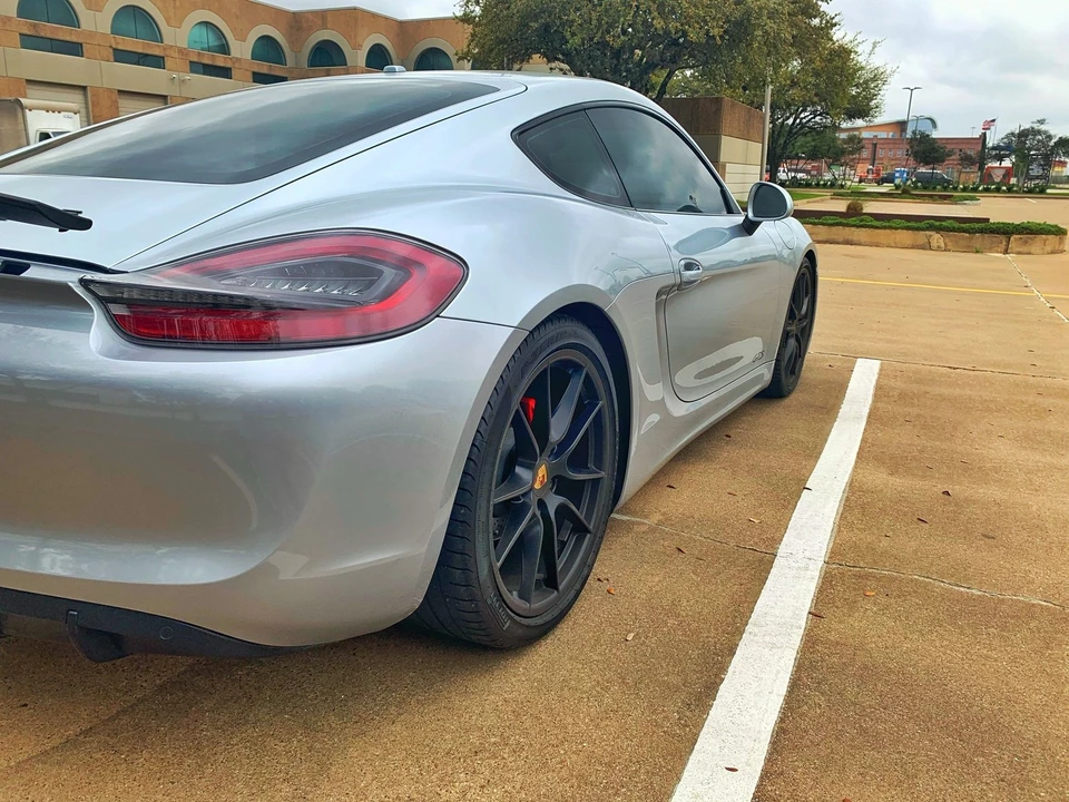 2016 Porsche 981 Cayman GTS - Image 3 of 16
