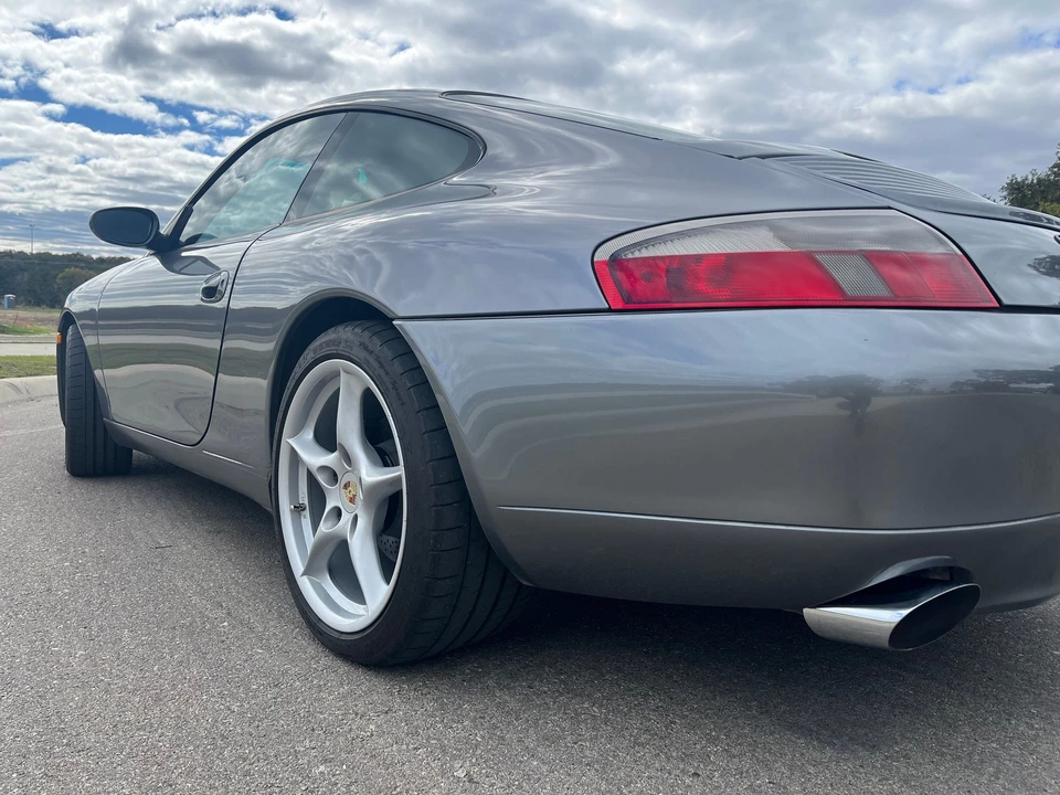 2001 Porsche 996 Carrera - Image 4 of 9