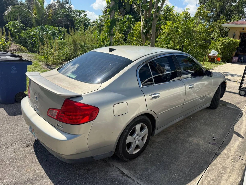 2003 Infiniti G35 3rd Gen - Image 16 of 17