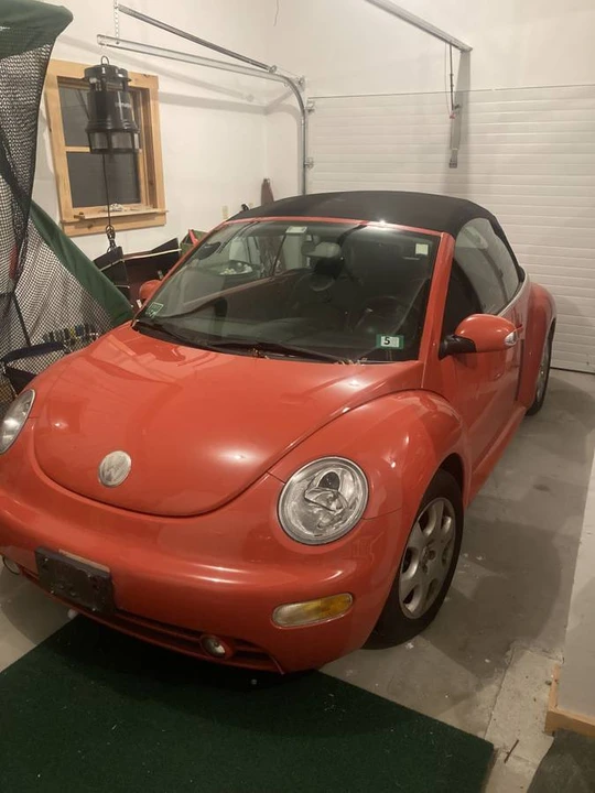 2003 Volkswagen New Beetle - Image 5 of 6