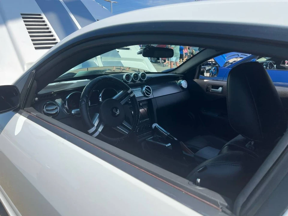 2007 Shelby GT350 - Image 13 of 16