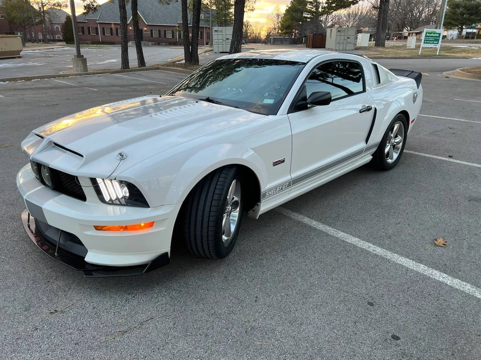 2007 Shelby GT350 - Image 5 of 16