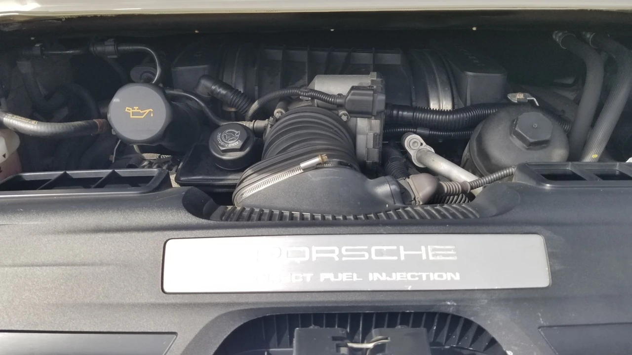 2009 Porsche 997 Carrera - Image 6 of 17