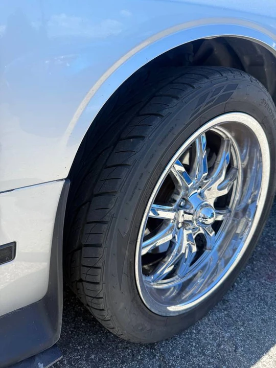 2010 Dodge Challenger 3rd Gen - Image 7 of 10