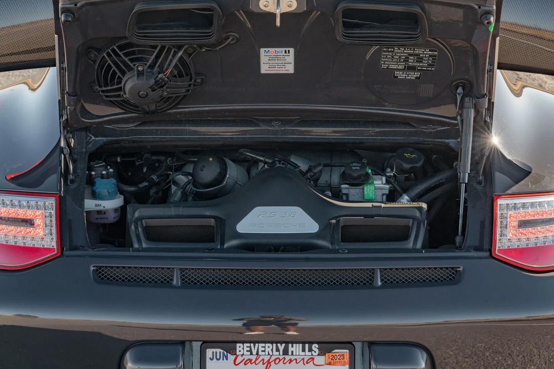 2010 Porsche 997 GT3 RS - Image 9 of 17