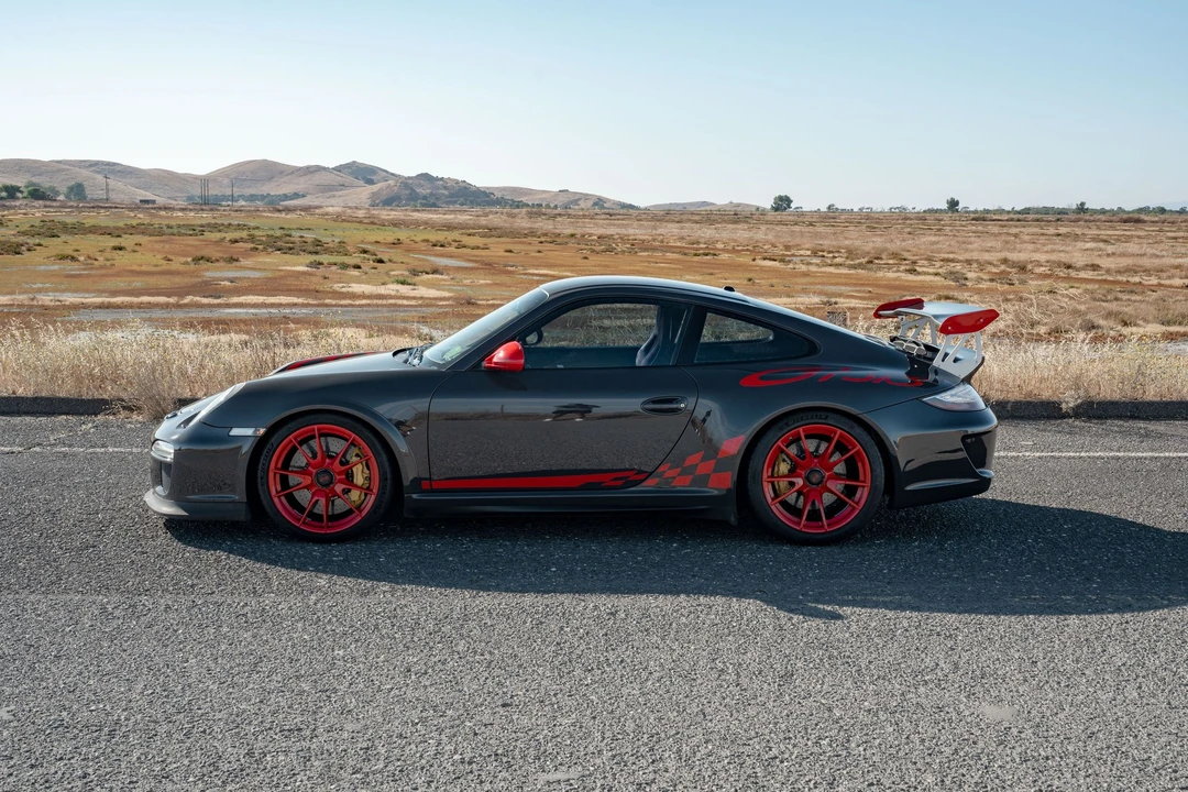 2010 Porsche 997 GT3 RS - Image 4 of 17
