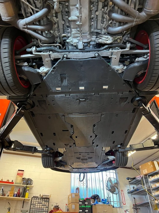2010 Porsche 997 GT3 RS - Image 11 of 17