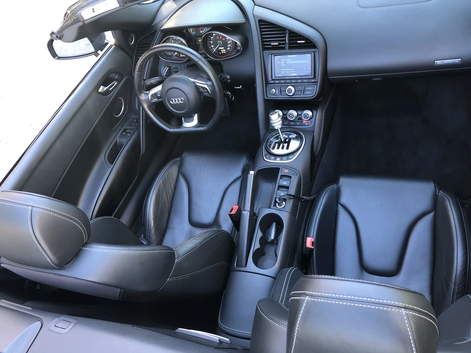 2011 Audi 42 R8 - Image 5 of 7