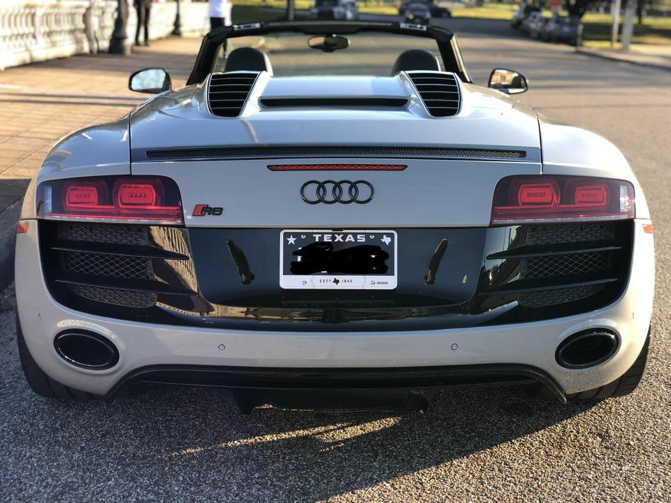 2011 Audi 42 R8 - Image 4 of 7