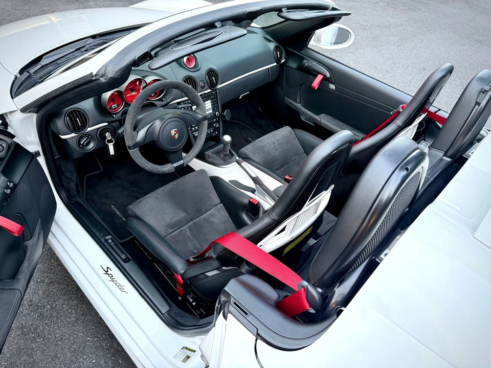 2011 Porsche 987 Boxster Spyder - Image 10 of 17