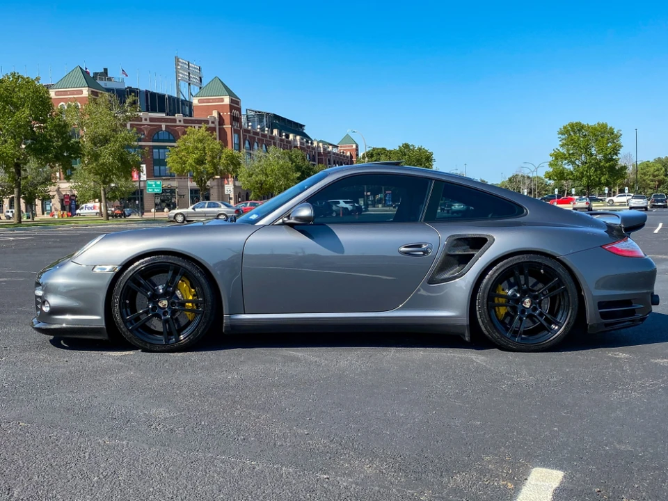 2012 Porsche 997 Turbo S - Image 17 of 31