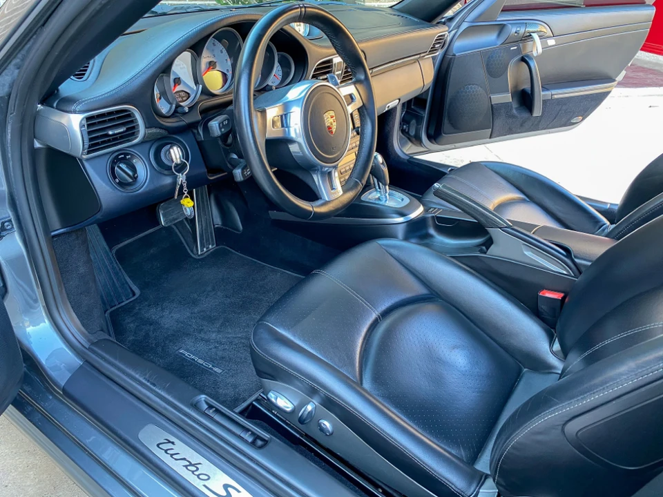 2012 Porsche 997 Turbo S - Image 24 of 31