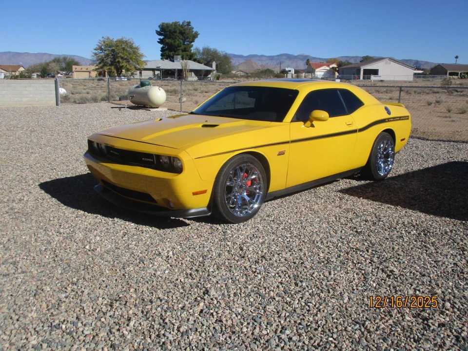 2012 Dodge Challenger 3rd Gen - Image 2 of 6