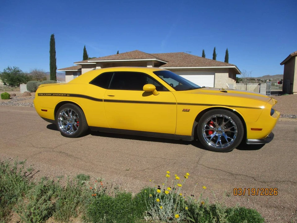 2012 Dodge Challenger 3rd Gen - Image 5 of 6