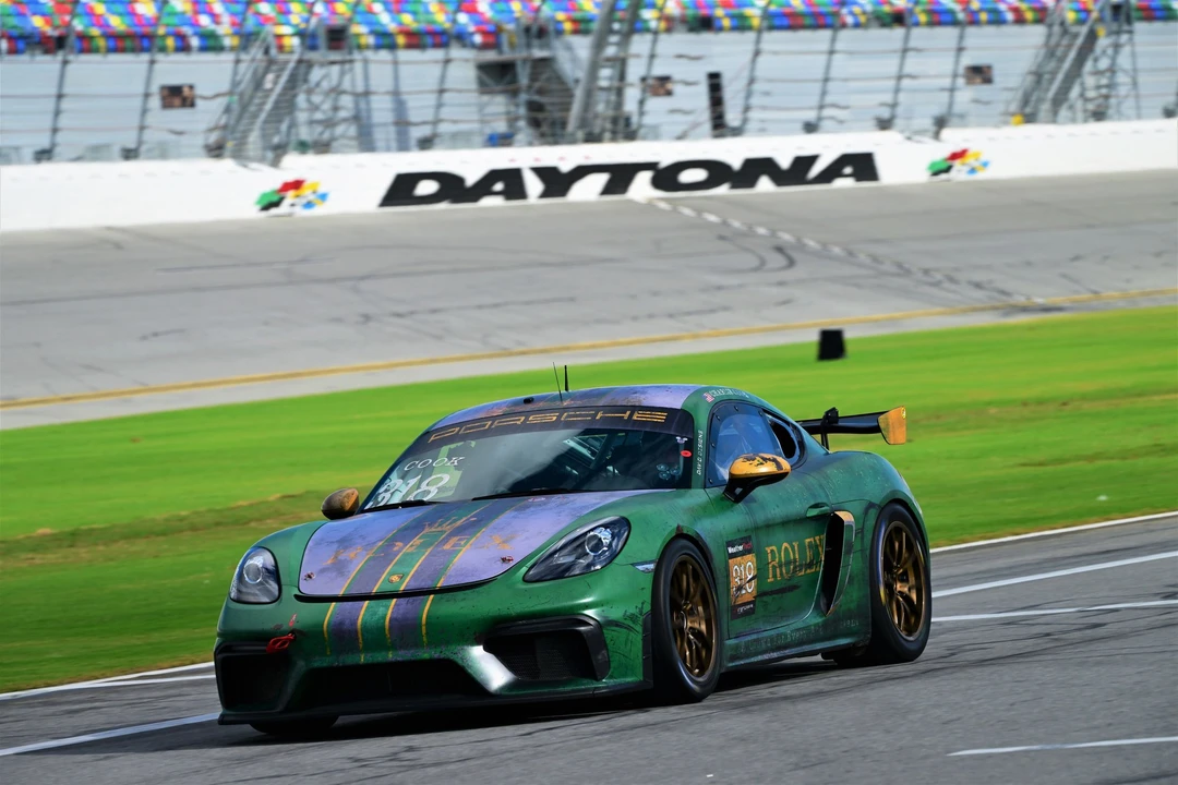 2019 Porsche 718 Cayman GT4 - Image 2 of 5