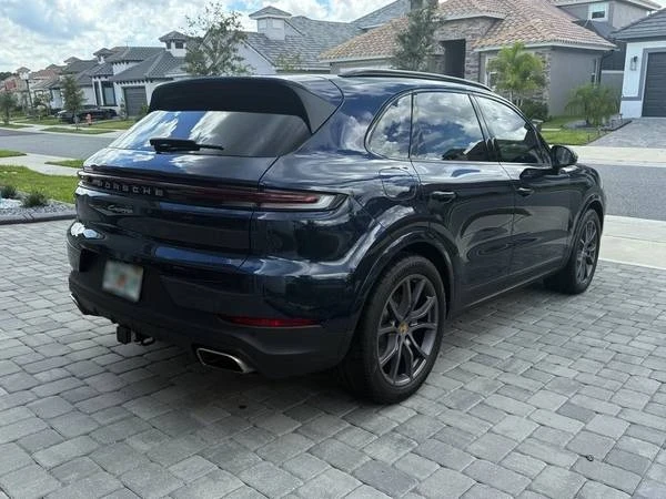 2024 Porsche 9Y0/9Y3 Cayenne - Image 3 of 21