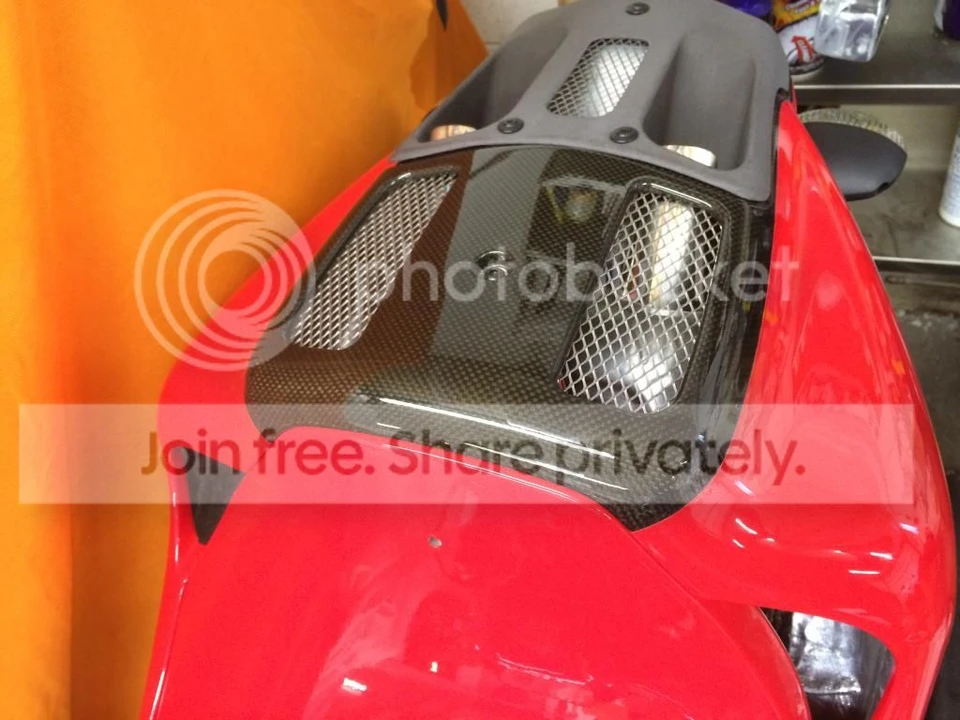 Ducati Desmosedici - Image 11 of 13